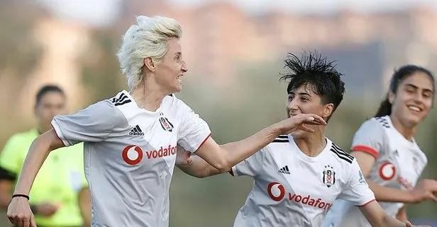 Beşiktaş Kadın Futbol Takımı şampiyon oldu