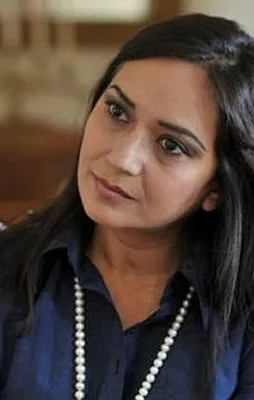 Amberin Zaman'dan 'evet' diyen seçmene koyun iması!