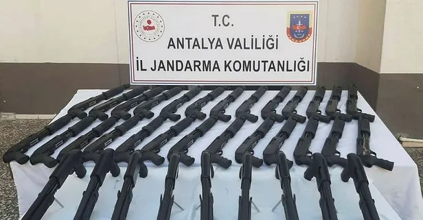 Son dakika: Antalya Manavgat’ta 35 pompalı tüfek ele geçirildi