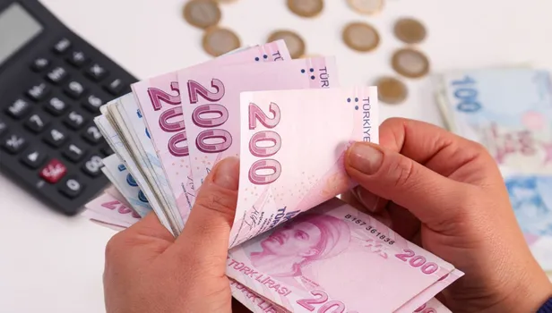 emekliye-haziran-temmuz-agustos-piyangosu-7500-tl-ve-ustu-maas-alanlar-dikkat-10000-tl2000-tl-daha-odeme-geliy-1684331144722.jpg 7500 TL ve üstü maaş alanlar yaşadı! Emekliye Haziran-Temmuz-Ağustos piyangosu vuracak!-8