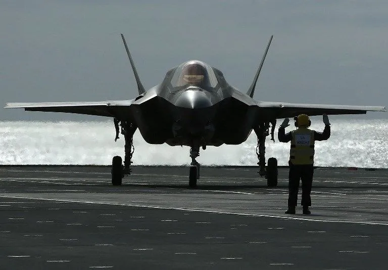 ABD'nin F35 savaş uçağı düştü - 16