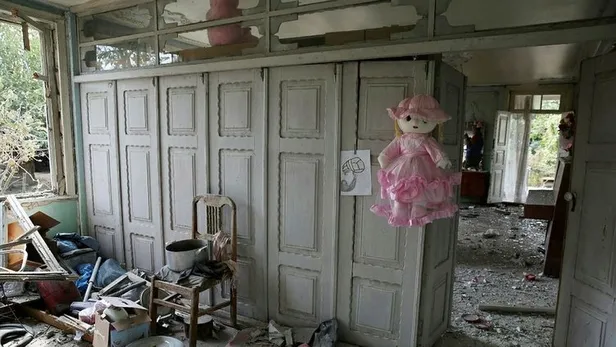 Ermenistan yine yerleşim yerlerini hedef aldı! Kanlı saldırının izleri böyle görüntülendi