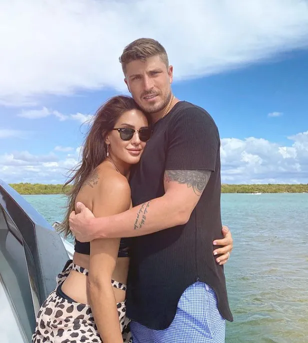 Survivor Sahra açtı ağzını yumdu gözünü 'bu nedir ya!' Mert Öcal skandalına bir yenisi daha 'Evrim Keklik'le de...' All Star...-5