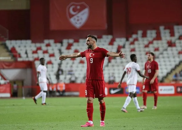 Masada Beşiktaş ve Galatasaray var: Kenan Karaman'ın menajeri transfer görüşmeleri yapmak için istanbul'a geldi-2