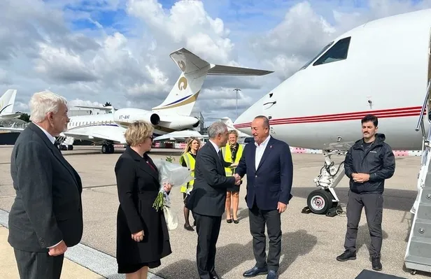 Kraliçe 2. Elizabeth son yolculuğuna uğurlandı! Aziz George Şapeli'nde defnedildi-20