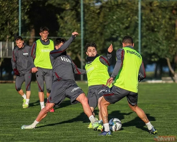 fenerbahce-trabzonspor-derbisi-saat-kacta-fb-ts-derbisi-hangi-kanalda-canli-yayinlanacak-ilk-11ler-aciklandi-m-1646564140976.jpg FB TS derbisi hangi kanalda canlı yayınlanacak? Fenerbahçe Trabzonspor derbisi saat kaçta? İlk 11'ler açıklandı mı?-5