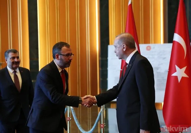 Külliye'de 29 Ekim coşkusu! Başkan Erdoğan tebrikleri kabul etti