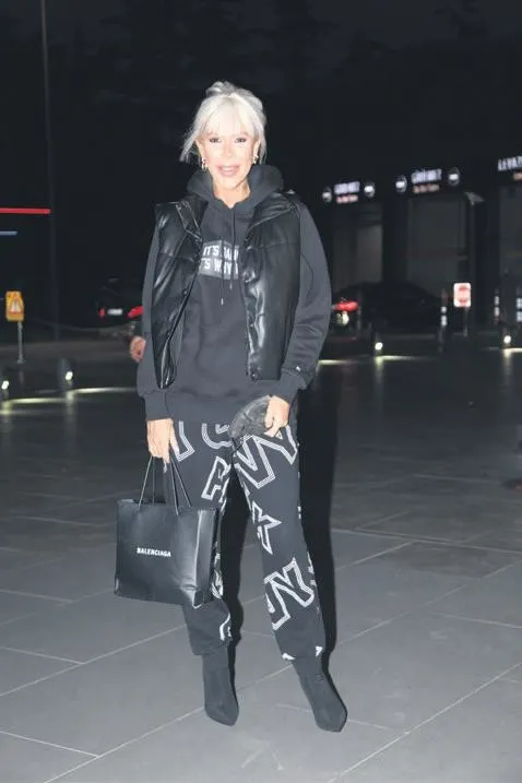 formda-haliyle-dikkat-ceken-ebru-yasarin-sirri-ortaya-cikti-1635026380156.jpeg Formda haliyle dikkat çeken Ebru Yaşar'ın sırrı ortaya çıktı!-8