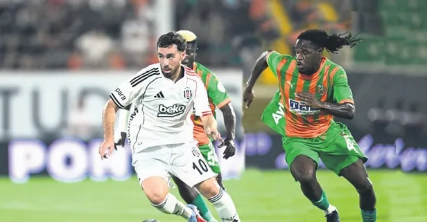 Orkun Kökçü yıldız gibi parlıyor