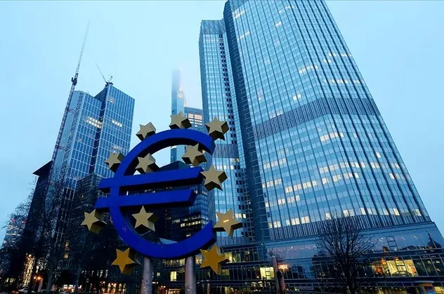 Avrupa Merkez Bankası, faizi sabit tuttu