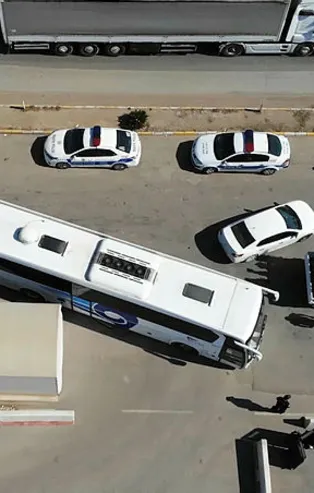 43 ilin geçiş noktasında sıkı denetim! Tek tek kontrol ediliyor