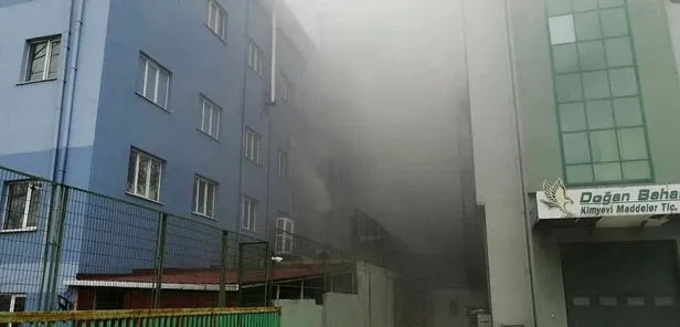 İstanbul Arnavutköy'de mobilya fabrikasında korkutan yangın!-5