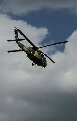 Son dakika: İdlib'deki saldırı sonrası sınırda helikopter hareketliliği