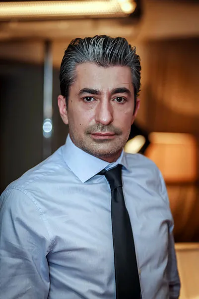 erkan-petekkayanin-saglik-durumu-nasil-hastaligi-ne-erkan-petekkaya-kimdir-kac-yasinda-nereli-1638472812378.jpg