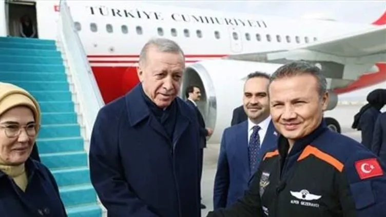 SON DAKİKA: Başkan Recep Tayyip Erdoğan ISS'den dönen ilk Türk astronot Gezeravcı'yı kabul etti