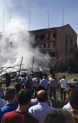 Elazığ'da bombalı saldırıdan ilk kareler!
