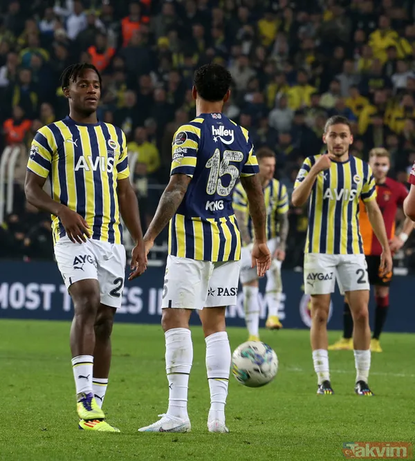 Taraftarı çıldırtacak maliyet! Fenerbahçe Samet Akaydın için servet ödeyecek - 1