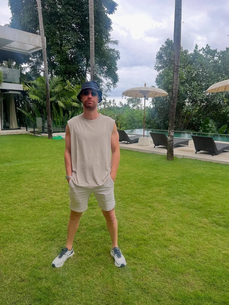 ogulcan-enginden-kiz-kardesi-elife-nostaljik-kutlama-1775030442247.jpg Oğulcan Engin'den kız kardeşi Elif'e nostaljik kutlama!-3