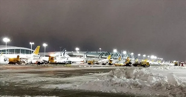 İstanbul'da uçuşlara hava muhalefeti: Sabiha Gökçen Havalimanı'nda bazı seferler iptal edildi