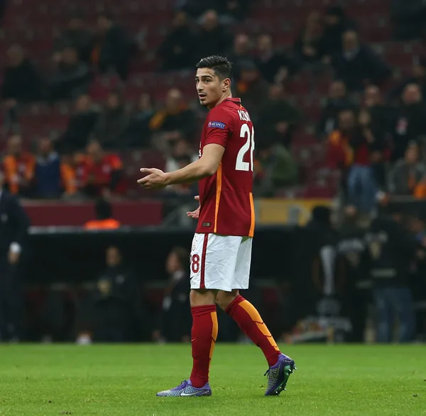 besiktastan-eski-galatasarayli-icin-atak-temasa-gecildi-1659977111739.jpg Beşiktaş'tan eski Galatasaraylı için atak! Temasa geçildi-3