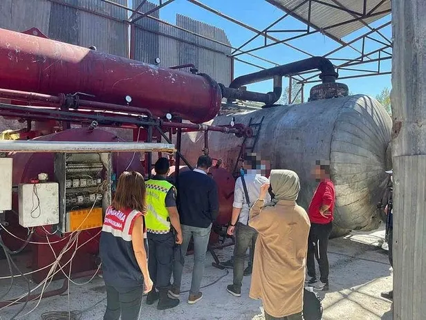 on-numara-yag-uretimine-sucustu-12-milyon-tl-ceza-kesildi-1631128802882.jpeg 'On numara yağ' üretimine suçüstü: 1.2 milyon TL ceza kesildi-3