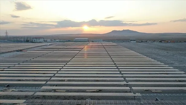 Son dakika: Kalyon Enerji'den GES için dev anlaşma! İngiliz İhracat Kredi Ajansı, JP Morgan Chase Bank ve 6 Türk bankasıyla...-5