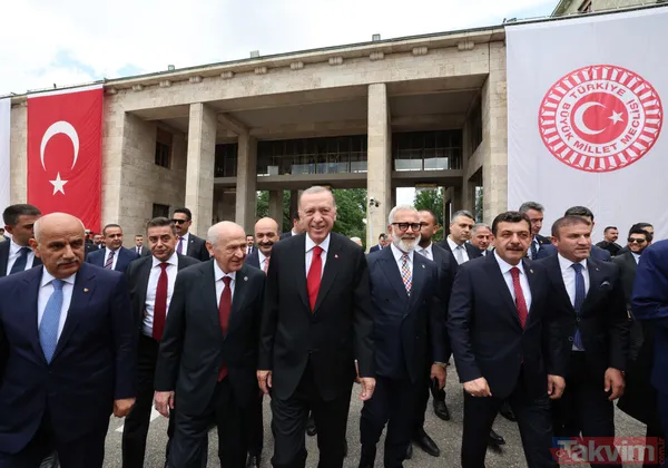 Türkiye Büyük Millet Meclisi'nde yeni dönem başladı! Milletvekilleri yemin ediyor… - 4