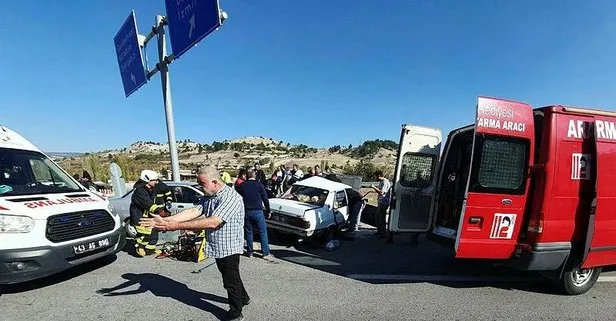 Kütahya Gediz’de feci kaza! Yaralılar var