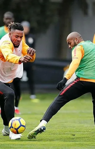 Cimbom idmanda duran top çalıştı