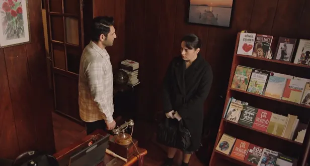 felaketlerin-pes-pese-yasandigi-masumlar-apartmaninda-bomba-ayrilik-tansel-ongel-diziye-veda-mi-ediyor-1641371162893.jpg Tansel Öngel diziye veda mı ediyor? Felaketlerin peş peşe yaşandığı Masumlar Apartmanı'nda bomba ayrılık iddiası!-5