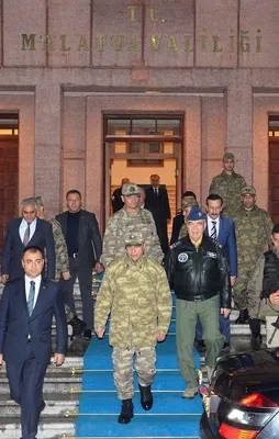 Org. Hulusi Akar'dan sürpriz ziyaret