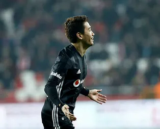 Galatasaraydan Beşiktaşa Kagawa çalımı