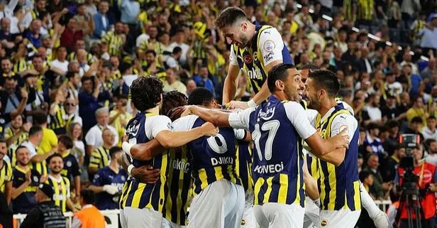 Fenerbahçe Teknik direktörü İsmail Kartal maç sonunda sergilenen oyunu ve takımı övdü!