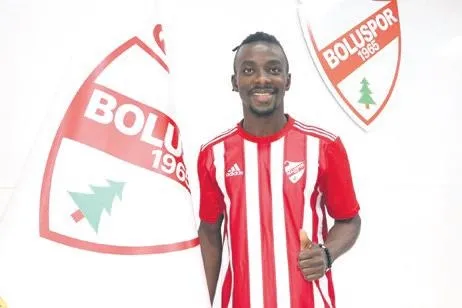 emre-mor-icin-kritik-gun-menajeri-nima-modyr-fenerbahceli-kurmaylarla-bir-araya-gelecek-1656198364009.jpeg Emre Mor için kritik gün! Menajeri Nima Modyr, Fenerbahçeli kurmaylarla bir araya gelecek-18