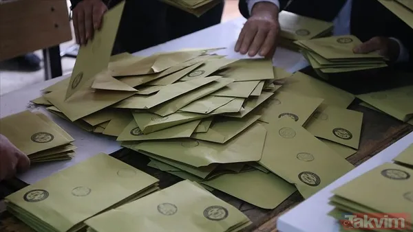 11:34 Kılıçdaroğlu, Oyunu Kullandı Millet İttifakı'nın Cumhurbaşkanı Adayı Ve Chp Genel Başkanı Kemal Kılıçdaroğlu, Ankara'da Arjantin İlkokulu'nda Oyunu...