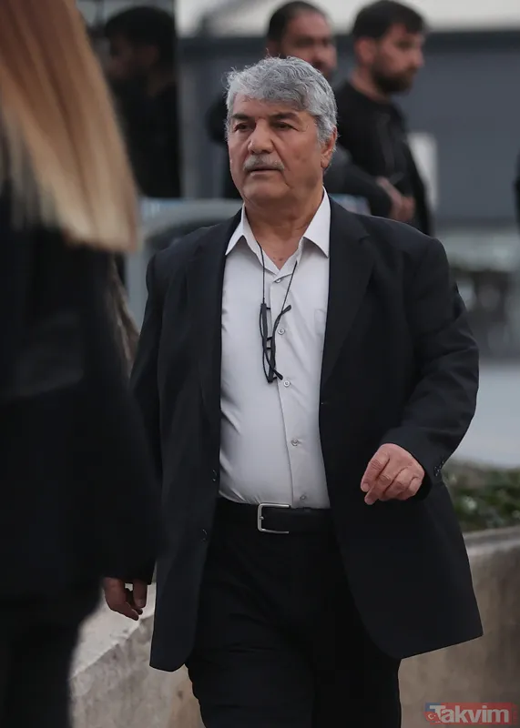 Hakan Ural Dolmabahçe Sarayı’nda gerçekleşen iftardan Başkan Recep Tayyip Erdoğan ile fotoğrafını paylaştı: "Sevmek ayıp mı yahu" - 17