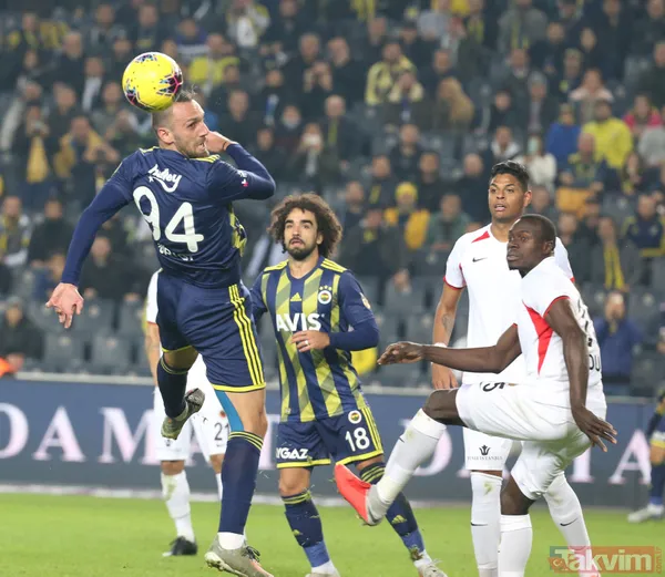 Emre Belözoğlu'dan Ferdi Kadıoğlu yorumu! "Ferdi inşallah..." - 11