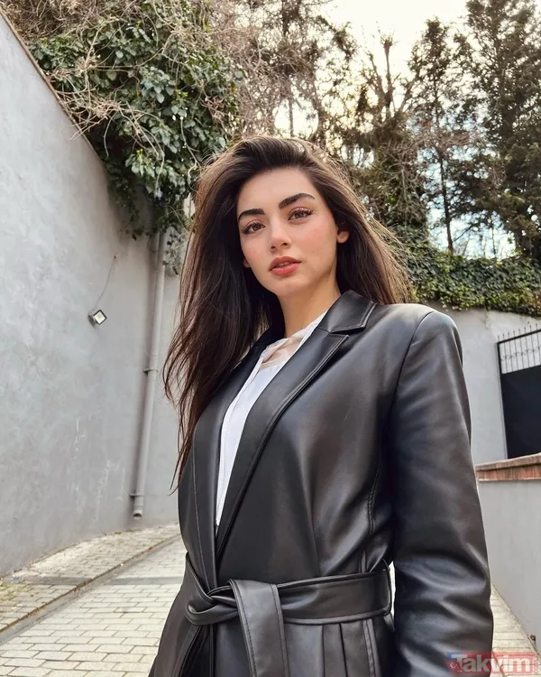 Kuruluş Osman’ın Bala Hatun’u Özge Törer siyahlar içinde ortalığı kasıp kavurdu! İlk yorum Malhun Hatun Yıldız Çağrı Atiksoy’dan... - 4