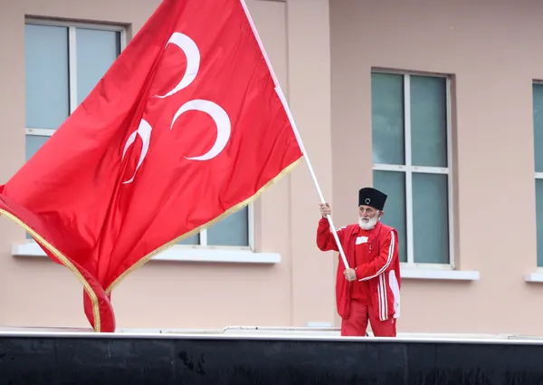 Son dakika: MHP Trabzon mitingi! MHP lideri Devlet Bahçeli'den Ekrem İmamoğlu'na Erzurum tepkisi: Trabzon'un yüz karası-3