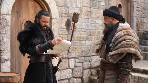 alparslan-buyuk-selcukluya-yikimi-getirecek-ayrilik-ikisini-de-iki-arada-bir-derede-gonderdiler-1680180647751.jpg