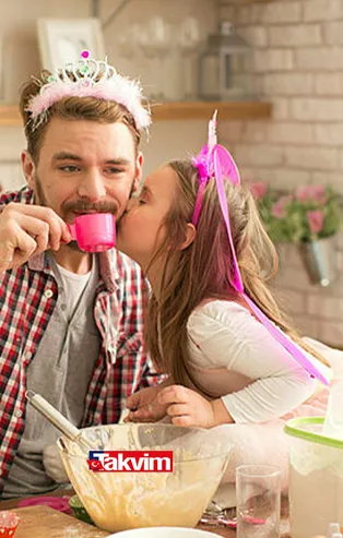 Abiye Babalar Günü mesajı 2021 | Abiye en özel samimi fotoğraflı Babalar Günü mesajları!