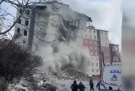 İstanbul'da facianın eşiğinden dönüldü! Yıkımı izlemek isteyen çocuklar 10 katlı binanın altında kalıyorlardı!