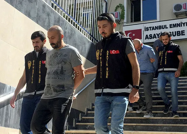 Esenyurt'ta akıllara durgunluk veren olay! Komşusunun 135 bin lirasını gasp etti suçüstü yakalandı-3