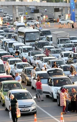 Bayram tatilcileri dönemiyor