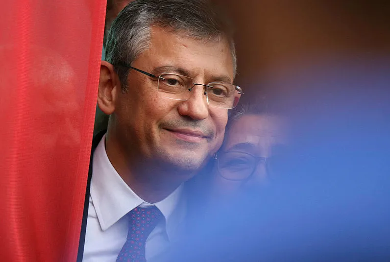 İtirafçı ifadelerinde Özgür Özel!