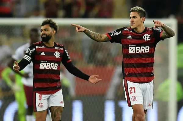 fenerden-yilin-takasi-rossi-gidiyor-pedro-geliyor-1659342889737.jpg Fener'den yılın takası! Rossi gidiyor Pedro geliyor-5