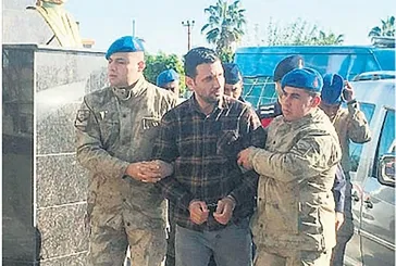 Atölyede vahşet! Kurşun yağdırıp, makasla boğazını kesti!