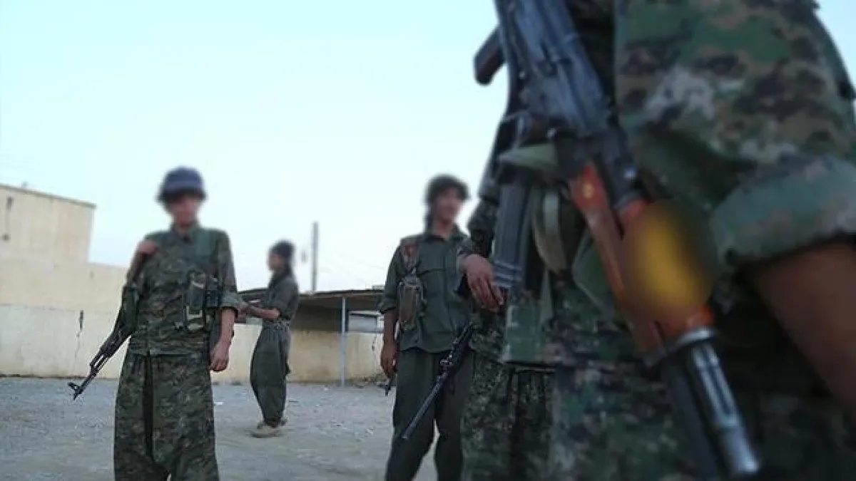 terorsuz-suriye-pkkdan-sonra-sdg-ve-pyd-kendini-feshediyor-1786797559883.jpeg Terörsüz Türkiye domino etkisi yaptı! PKK'dan sonra SDG ve PYD kendini feshediyor-5