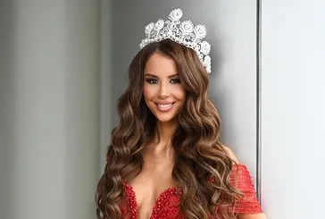 Kanada Güzeli Türk kızı Aslıhan Morali oldu! Tacını takıp Miss Universe yolculuğunu başlattı