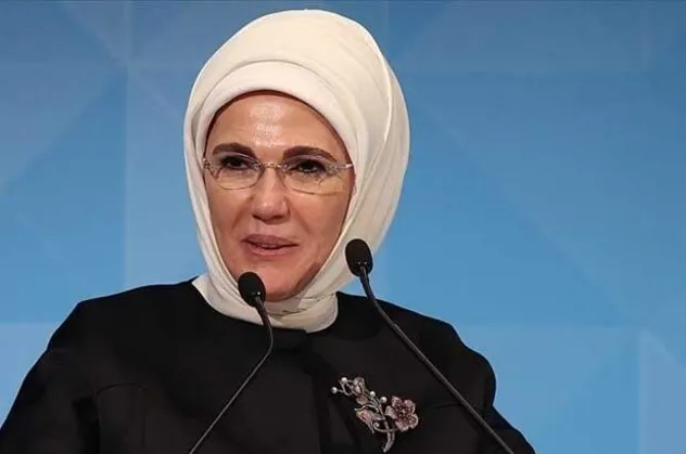 Emine Erdoğan 14 Mart Tıp Bayramı'nı kutladı!